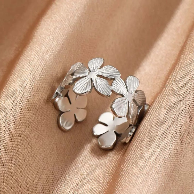 Vintage Silver Floral Pattern Open Ring