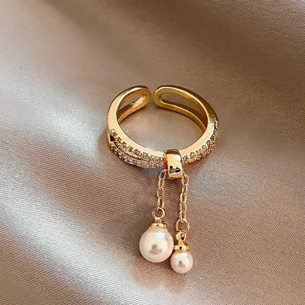 Vintage Pearl Tassel Gold Adjustable Ring