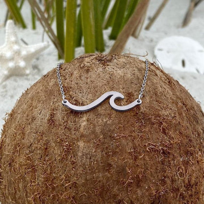 Silver Sea Wave Necklace | Sustainable Ocean-Inspired Jewelry