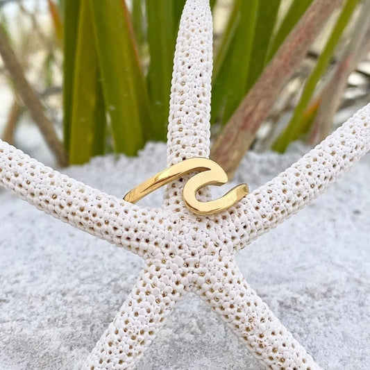 Gold Sea Wave Ring | Sustainable Ocean-Inspired Jewelry