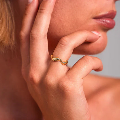 Ocean Wave Ring | Sustainable Ocean-Inspired Jewelry