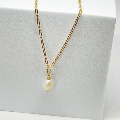 Oriana Pearl Necklace