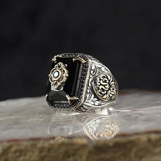 Vintage Baroque Black Gemstone Ring