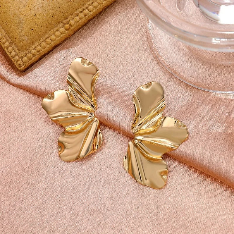 Vintage Gold Petal-Shaped Glossy Earrings