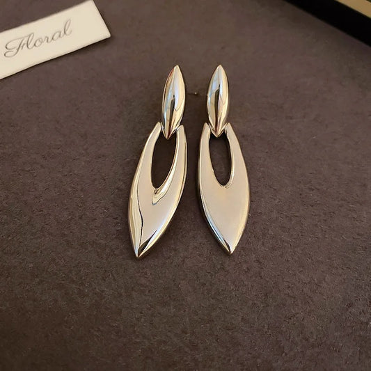 Antique Style Silver Abstract Leaf Design Earrings