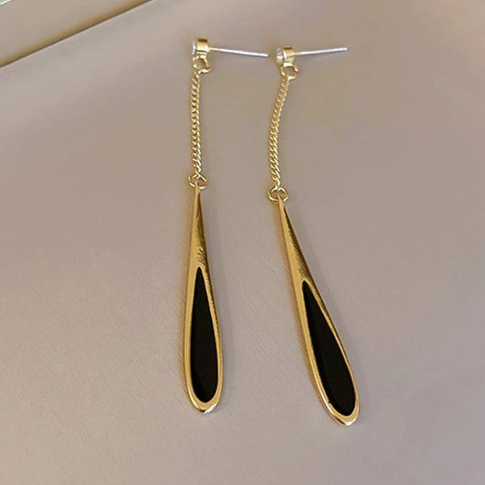 Vintage Gold Black Teardrop Dangle Earrings