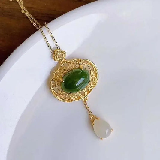 Classic Gold Green Stone & Teardrop Filigree Pendant Necklace