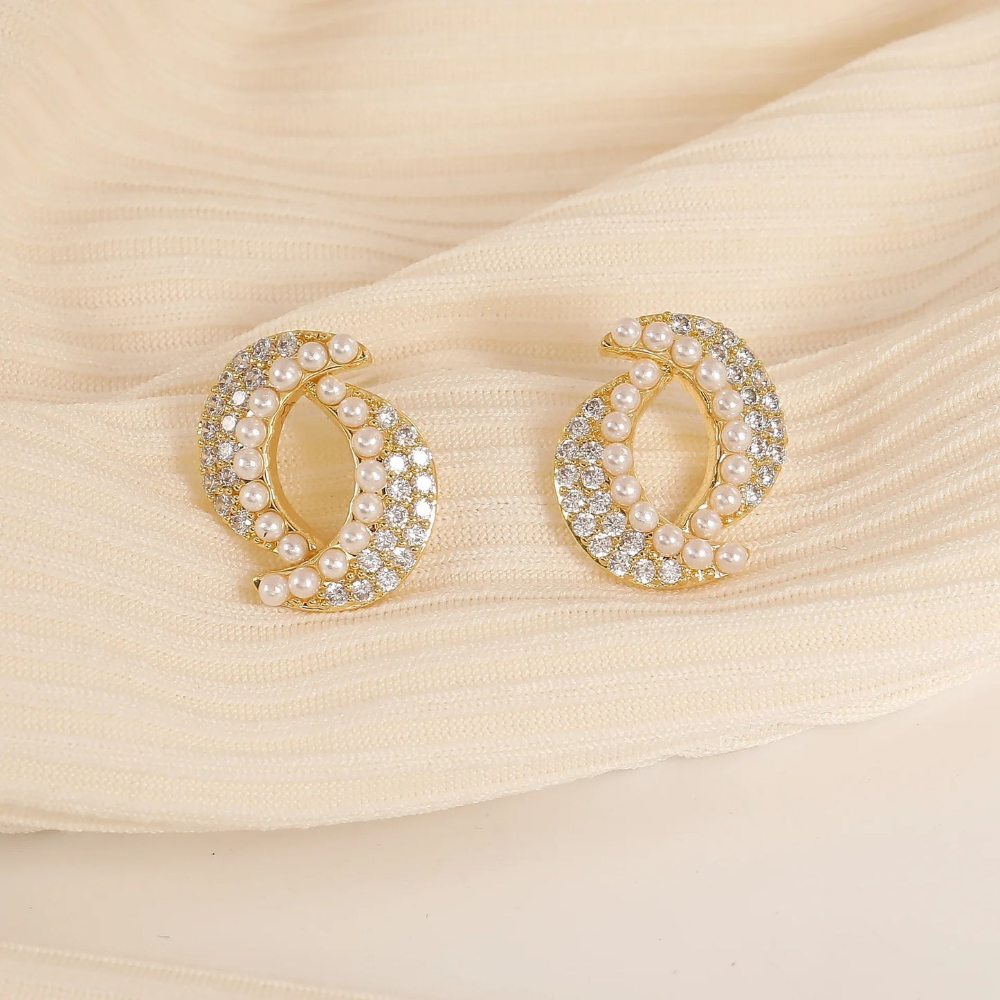 Vintage Double Moon Pearl & Gold Earrings
