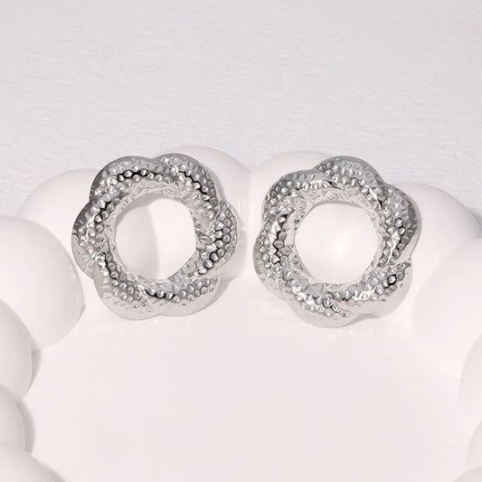 Vintage Silver Hammered Flower Earrings