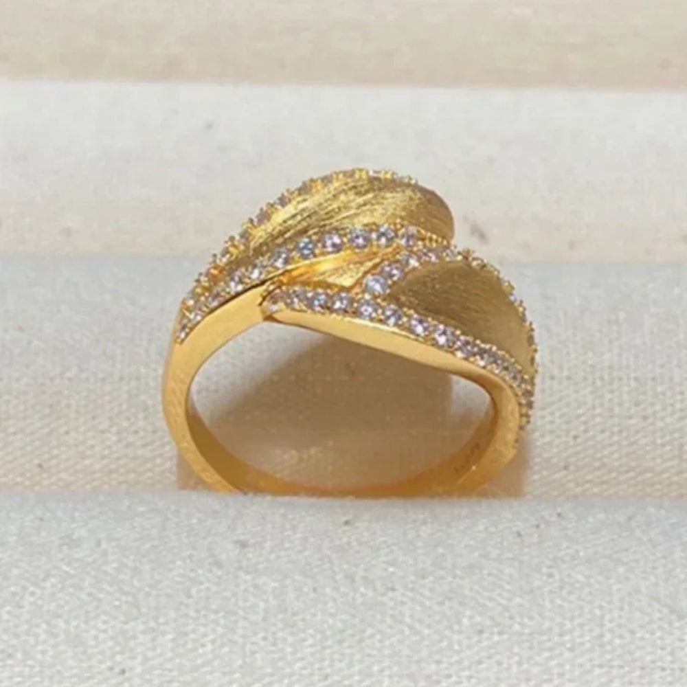 Classic Gold & Crystal Leaf Adjustable Ring